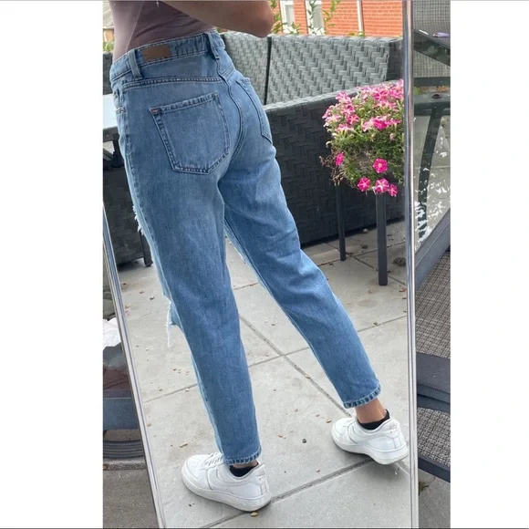 Garage Ripped Mom Jeans - Picture 2 of 5